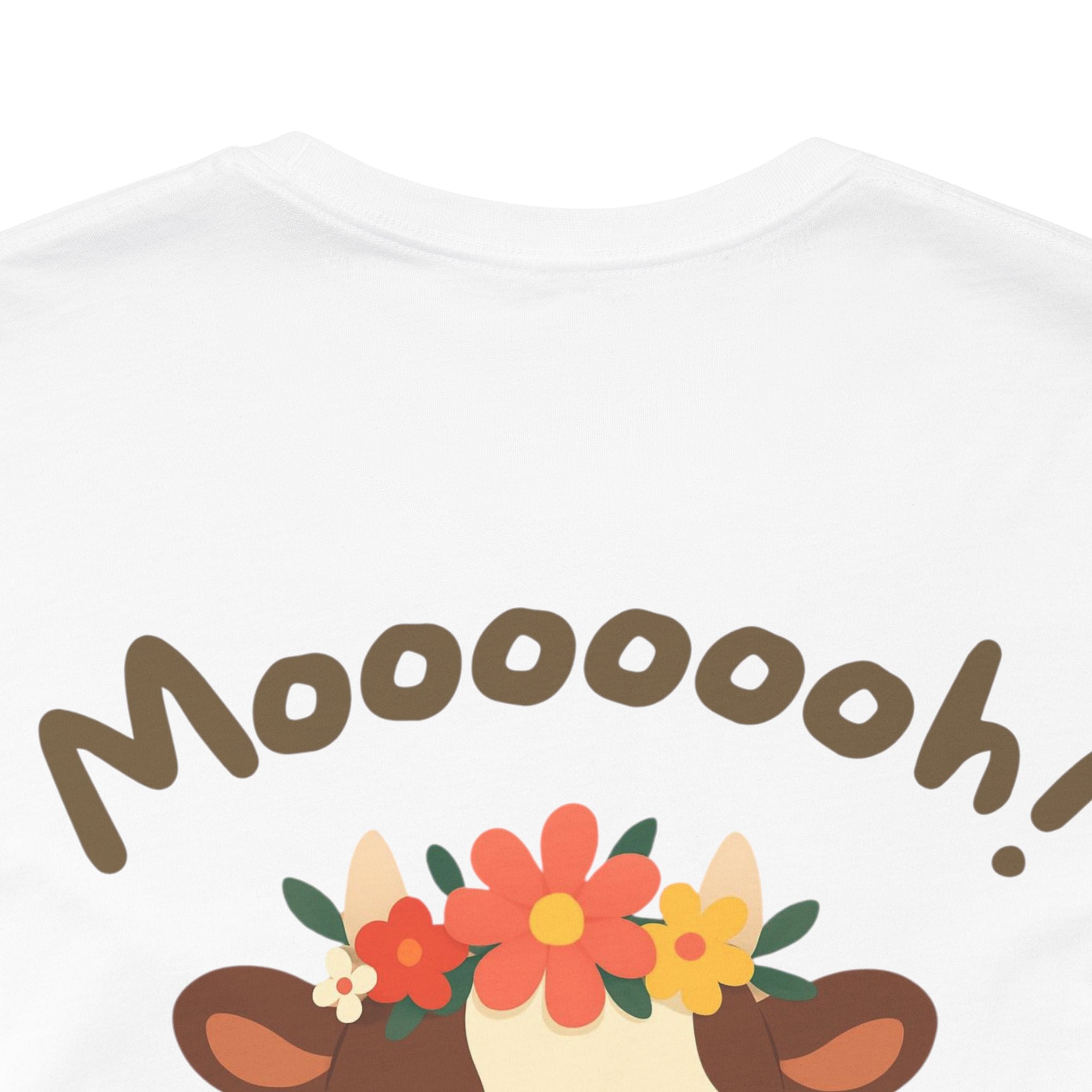 I'm Cute And I Know It Tee | Cozy Phrase-Led Watch Party Shirt