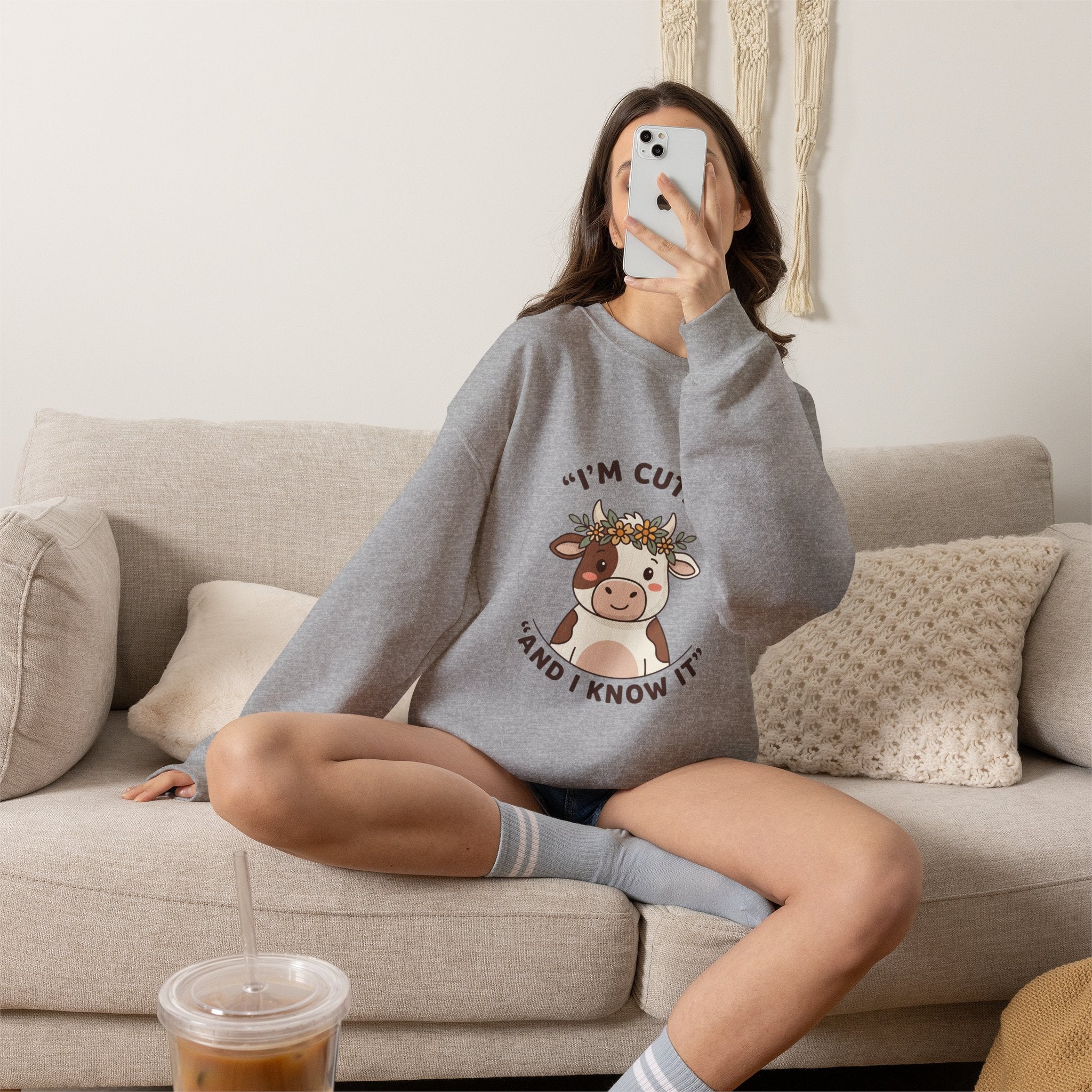 Sweatshirt Vache Mignonne | Vêtement Cozy Watch Party