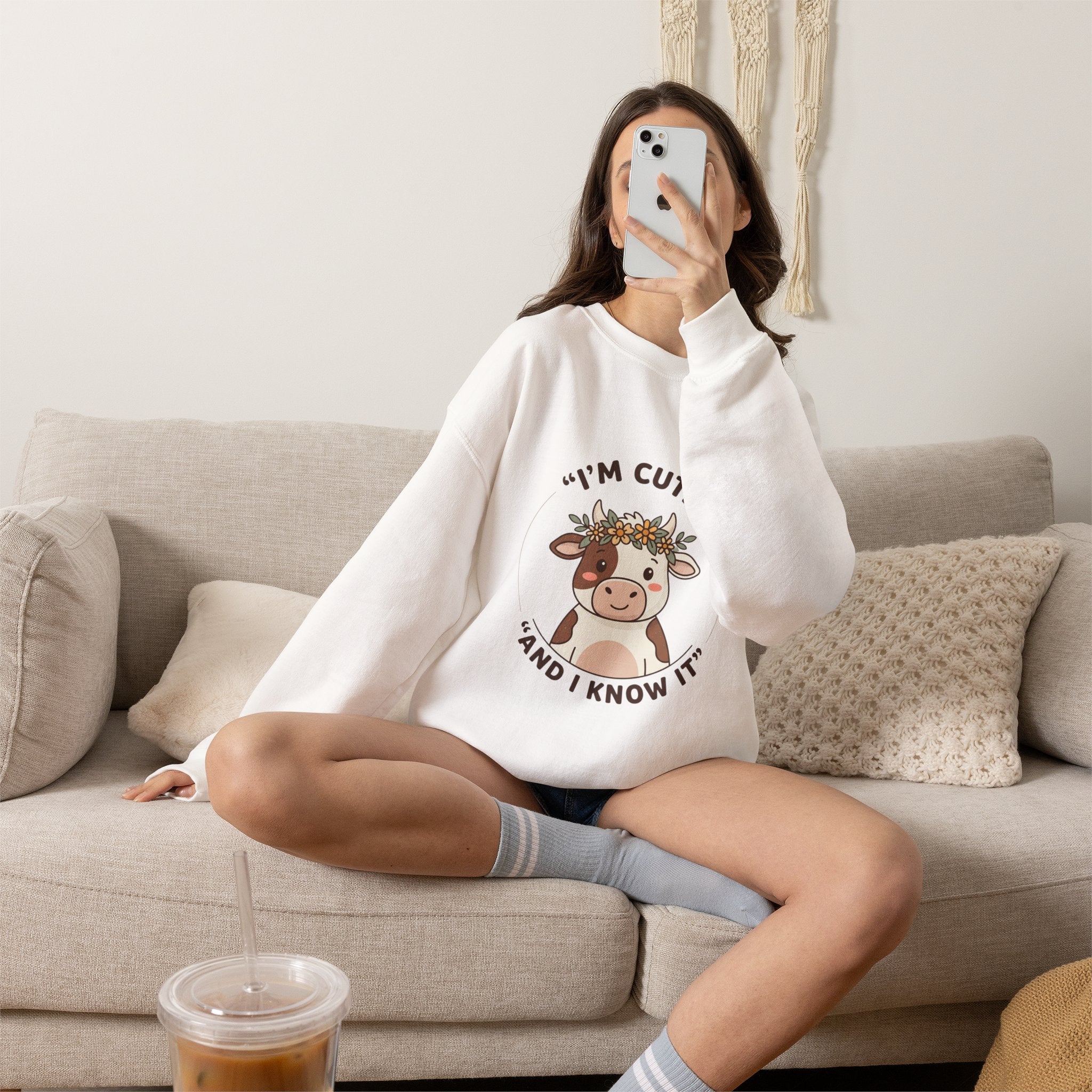 Sweatshirt Vache Mignonne | Vêtement Cozy Watch Party